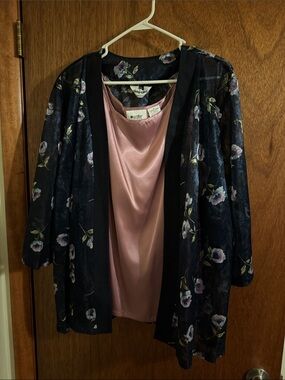 Women’s 3X Two Piece Set Silky Rose Pink Camisole with Navy Floral Kimono